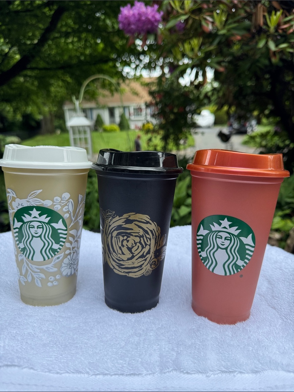 Starbucks Reusable Cups — Gold, Black, bronze Set